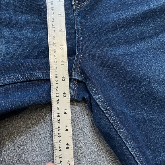 Judy Blue Cropped Straight Frayed Hem Jeans - Women's Size 15 / 32 - Blue - Picture 9 of 10